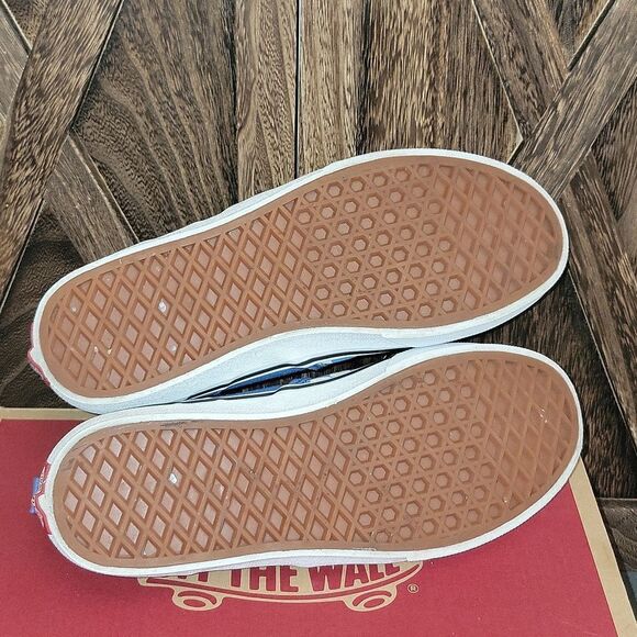 Vans Classic Slip On Checkerboard Shoes Size 5.5 Youth / Women 7 - Picture 12 of 13